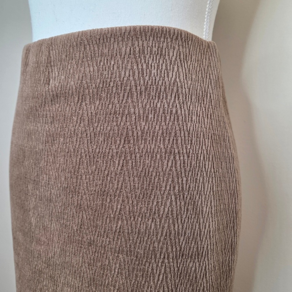 Sadie‎ & Sage Taupe Textured Knit Midi Skirt Side Slit Brown Small - Picture 2 of 6